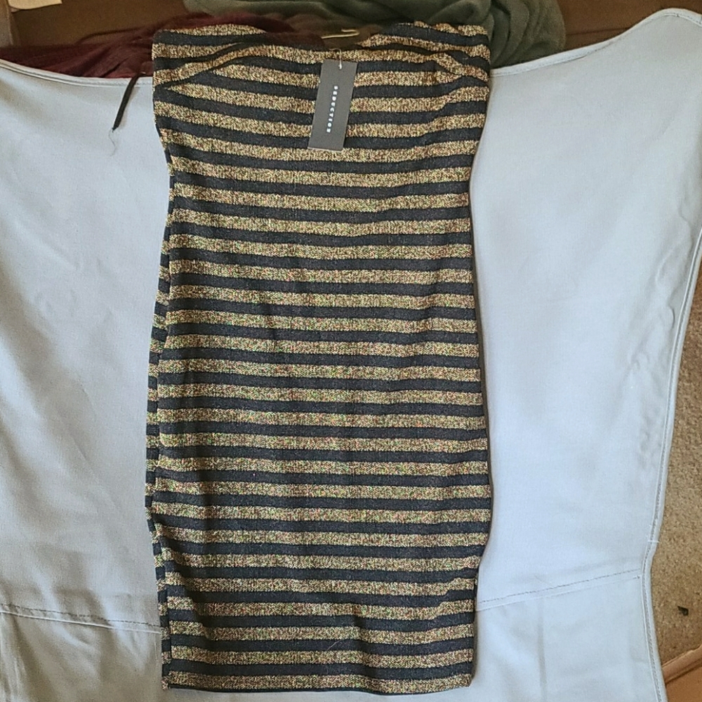 Strapless dress